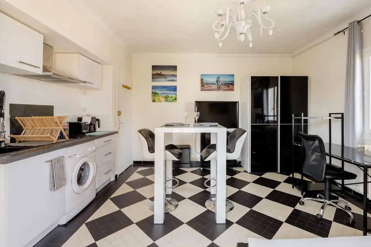 Studio Antibes - 5Min Des Plages - Parking Gratuit - Climatisation Apartment