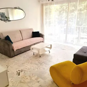  Appartement Charmant 3 Pièces à 200 M De La Mer.