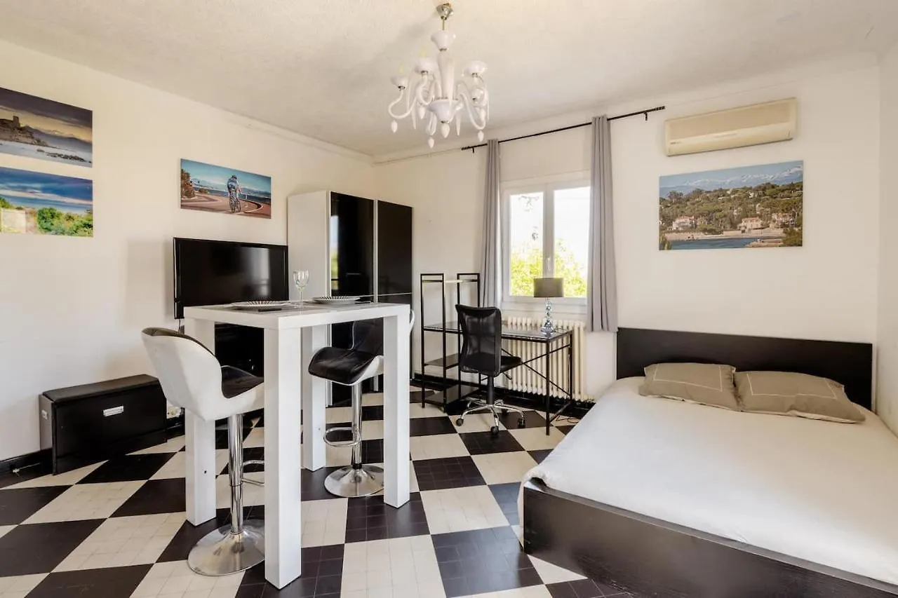 Villa Les Lauriers Antibes France